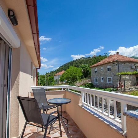 Apartmani Grubac Τρέμπινιε Εξωτερικό φωτογραφία