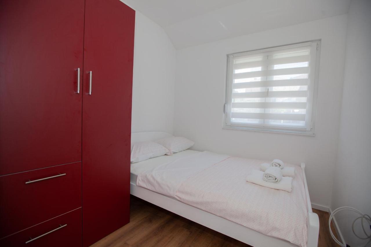 Apartmani Grubac Τρέμπινιε Εξωτερικό φωτογραφία